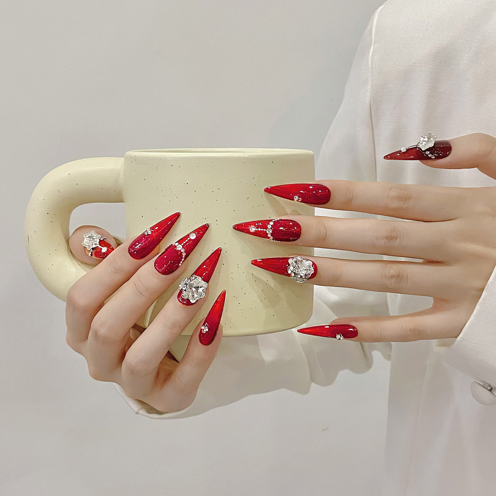 10 Stück handgemachte rote kün – Resin Art Flowers Bewertung und Preis